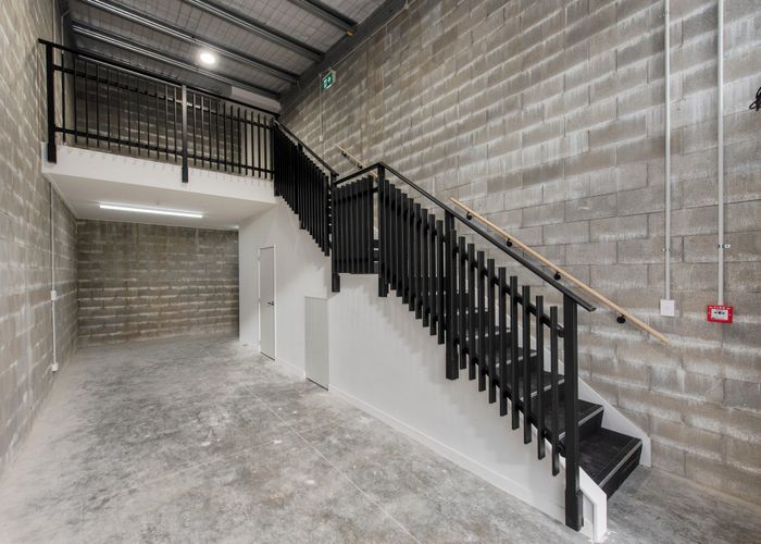  at Unit 12/4 Spring Garden Avenue, Westgate, Waitakere City, Auckland