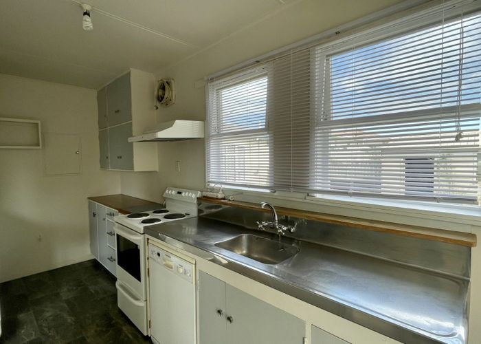  at 34 Toi Street, Tawhero, Whanganui, Manawatu / Whanganui