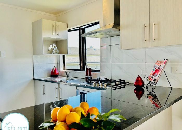  at 6 Atkinson Avenue, Papatoetoe, Auckland