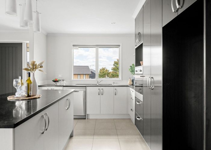  at 2 Jack Rise, Grandview Heights, Hamilton