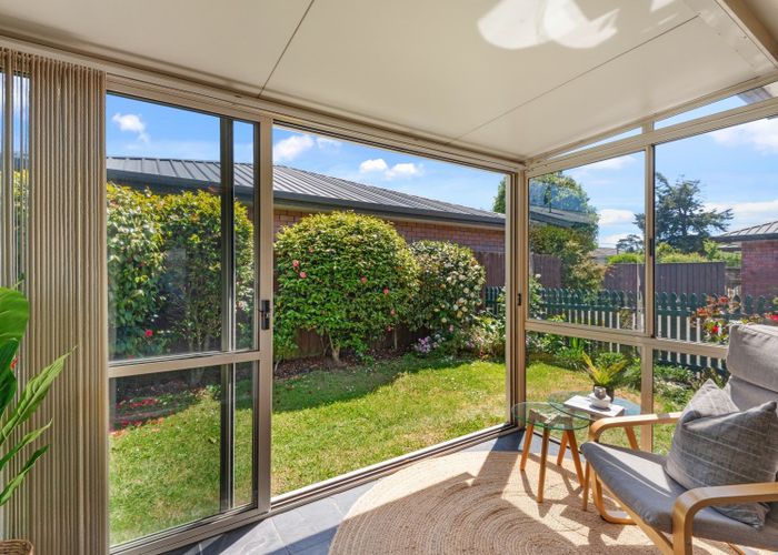  at 2/33 Wrights Road, Addington, Christchurch