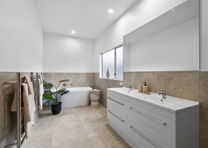  at 110 Polson Hill Drive, Palmerston North