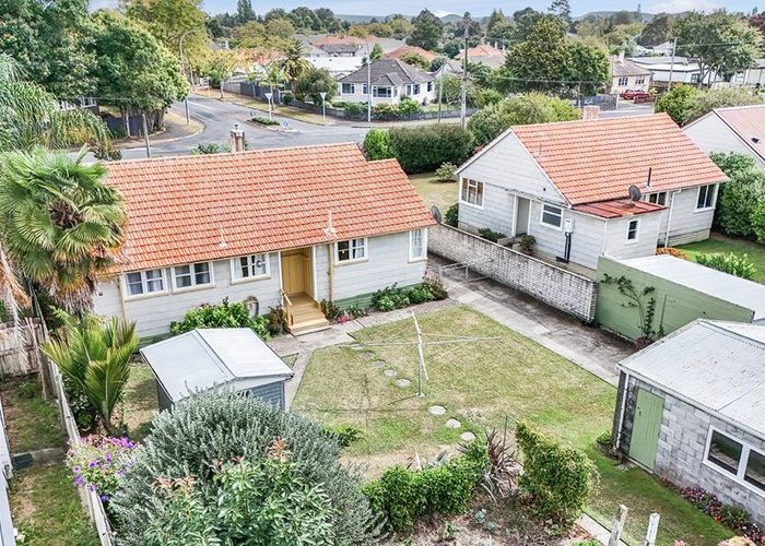  at 1070 Heaphy Terrace, Fairfield, Hamilton