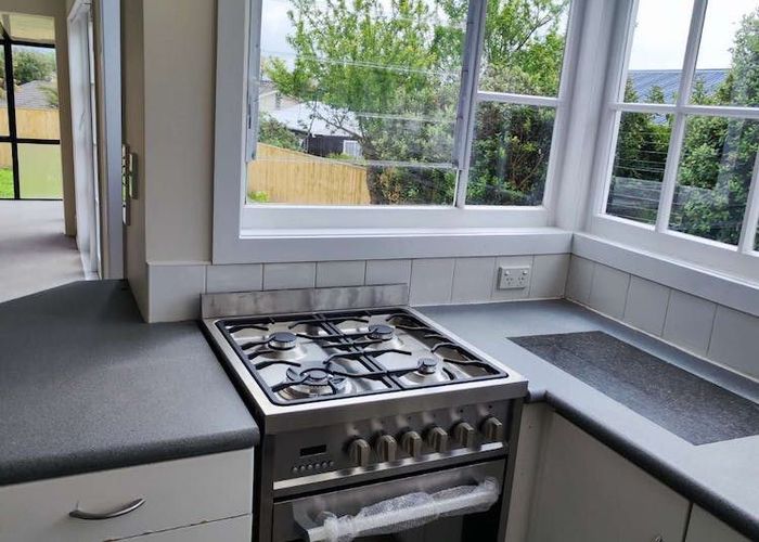  at 3/7 Victor Street, Avondale, Auckland