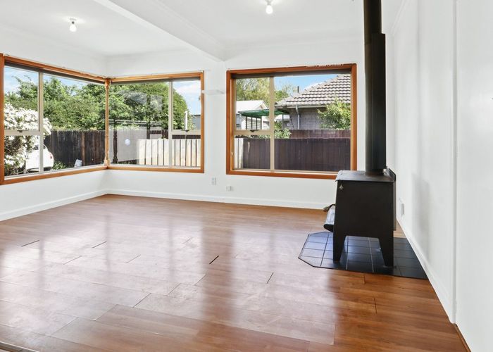  at 15 Rosella Street, Broomfield, Christchurch