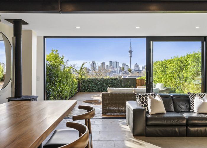  at 5/2 Gunson Street, Freemans Bay, Auckland