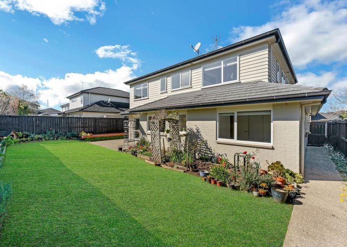  at 8 Pickaberry Avenue, Karaka, Franklin, Auckland
