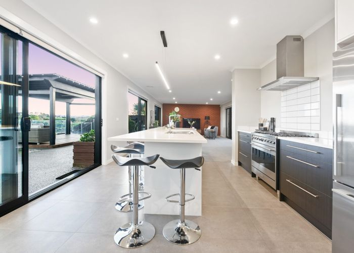  at 68 Helen June Avenue, Flagstaff, Hamilton