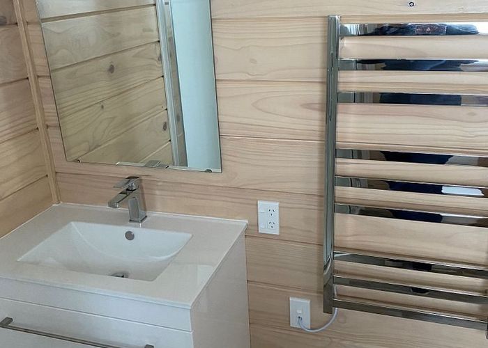  at 1/12 Dallinghoe Crescent, Milford, North Shore City, Auckland
