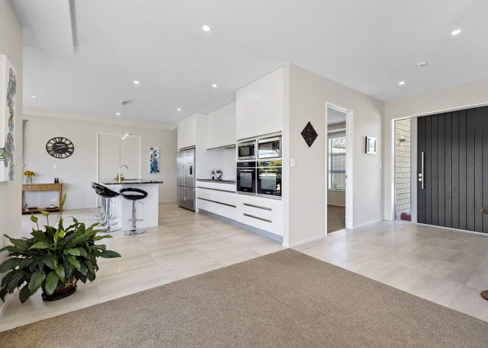  at 523 Papakura-Clevedon Road, Ardmore, Papakura
