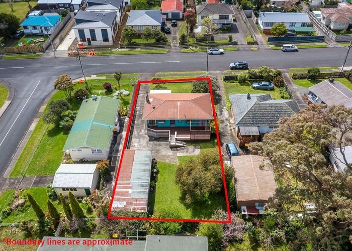  at 12 Garelja Road, Henderson, Waitakere City, Auckland