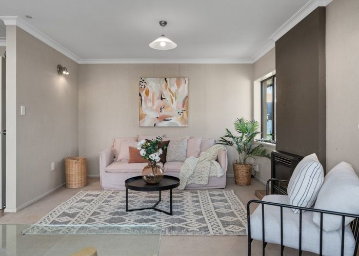  at 2 Pemberton Crescent, Greerton, Tauranga, Bay Of Plenty