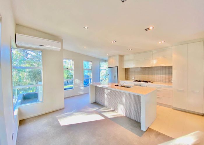  at 32 Peary Road, Mount Eden, Auckland