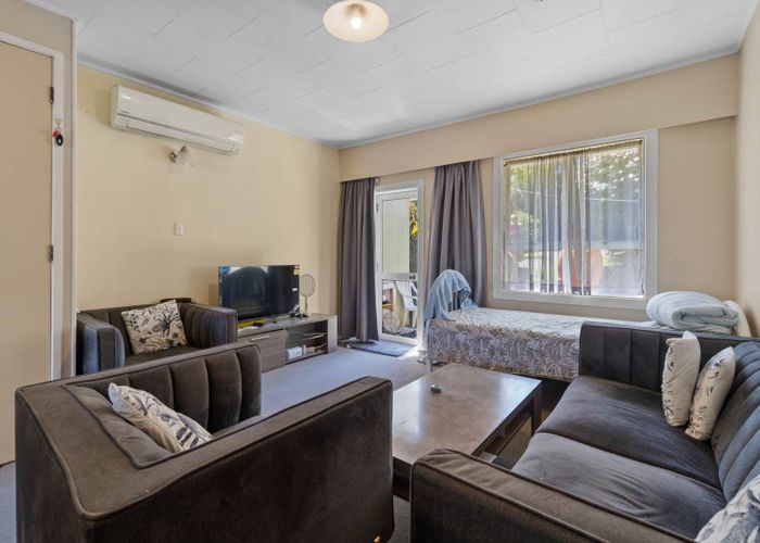  at 2/441 Dominion Road, Mount Eden, Auckland City, Auckland