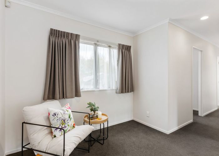  at 2/12 Oak Street, Royal Oak, Auckland City, Auckland