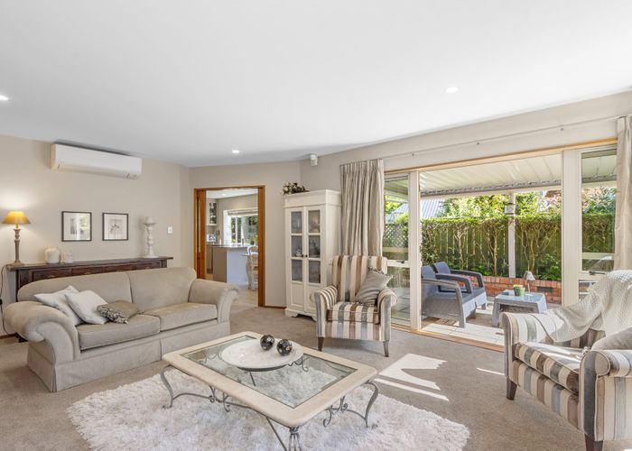  at 2/43 Dee Street, St Albans, Christchurch