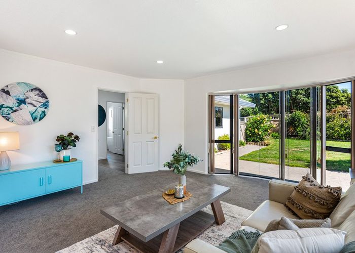  at 82 Manly Street, Paraparaumu Beach, Kapiti Coast, Wellington