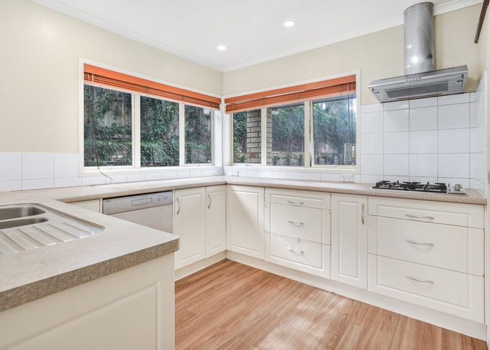  at 81 Dey Street, Hamilton East, Hamilton