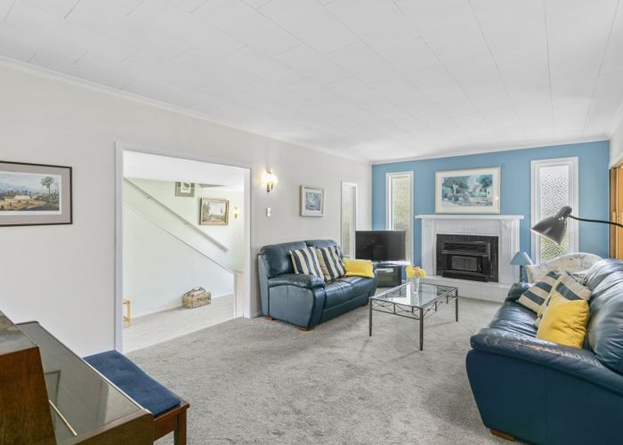  at 17 Norfolk Street, Belmont, Lower Hutt