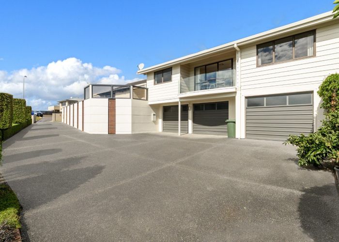  at 42 Hillcrest Road, Otumoetai, Tauranga