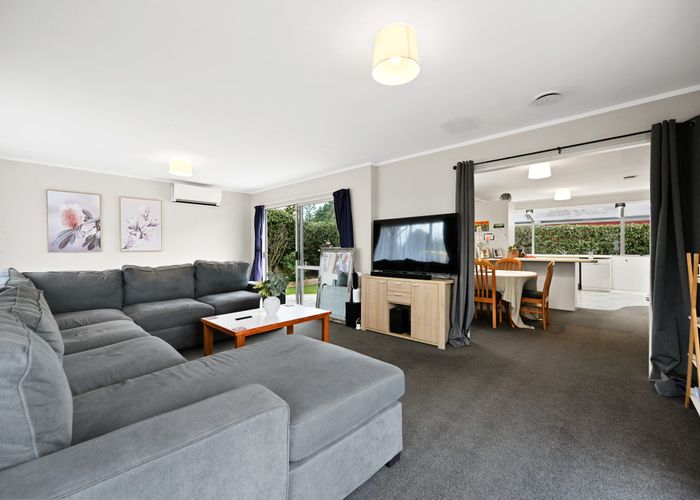 at 60 Wake Street, Chartwell, Hamilton