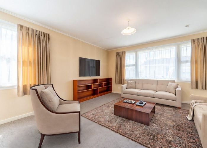  at 2/80 Grey Road, Timaru