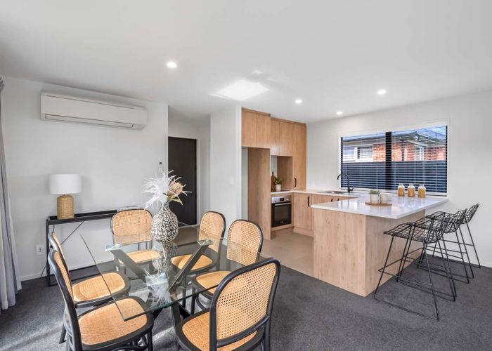  at 1/214 Barrington Street, Somerfield, Christchurch City, Canterbury