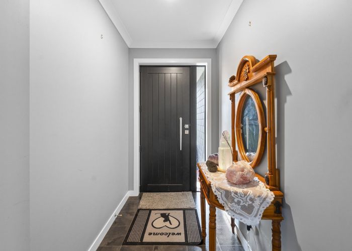  at 12 Highland View Drive, Tokomaru, Horowhenua, Manawatu / Whanganui