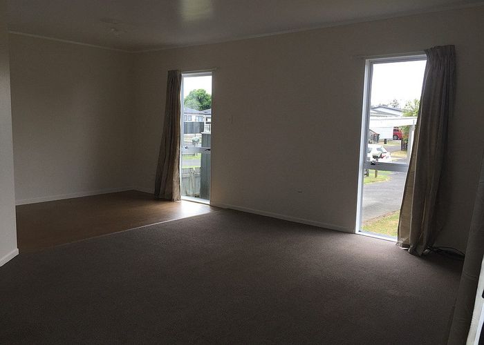  at 1/21 Oratu Place, Manurewa, Manukau City, Auckland