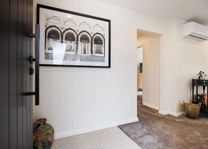  at 15 Samuel Place, Terrace End, Palmerston North
