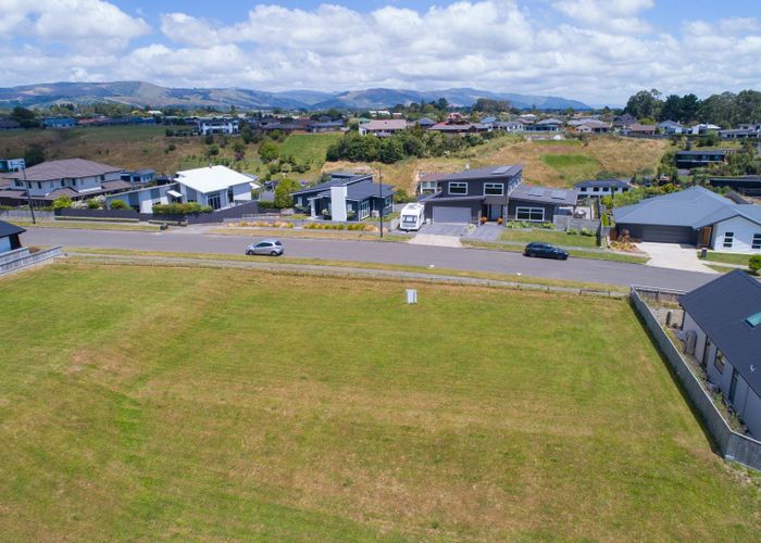  at 16 Vaucluse Heights, Fitzherbert, Palmerston North, Manawatu / Whanganui