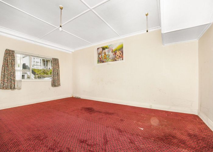  at 372 South Road, Caversham, Dunedin, Otago