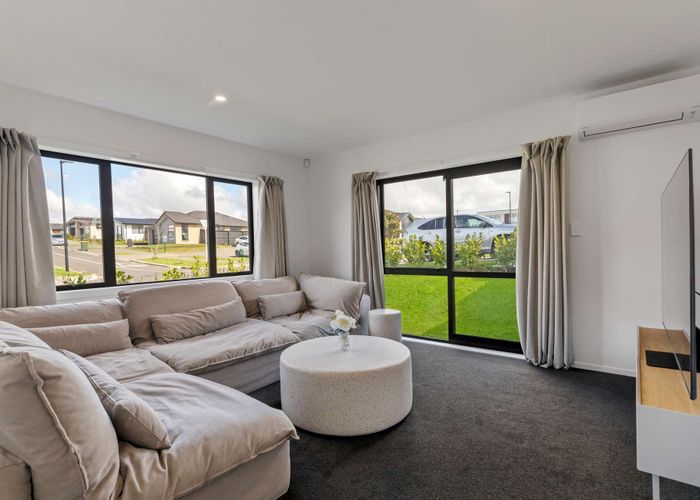  at 3 Rosslands Avenue, Karaka, Papakura