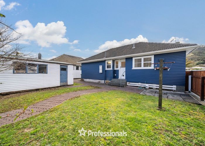  at 98 Wood Street, Wainuiomata, Lower Hutt, Wellington
