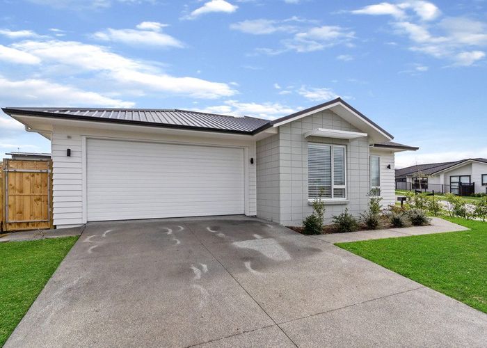  at 5 Marangai Place, Beachlands, Manukau City, Auckland
