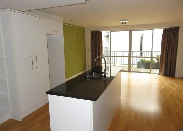  at 3/142 Onslow Road, Khandallah, Wellington