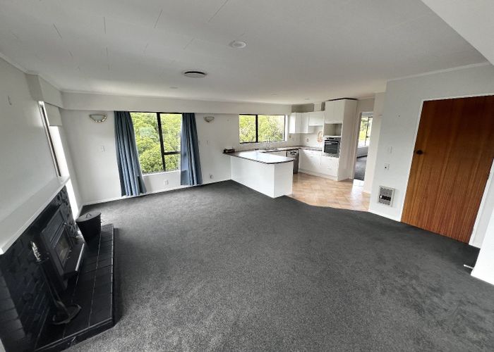  at 25 Ngatitoa Street, Tawa, Wellington