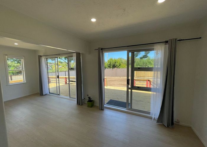  at 104 Edmonton Road, Henderson, Waitakere City, Auckland