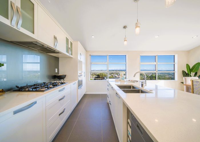  at 88 Pemberton Avenue, Bayview, North Shore City, Auckland