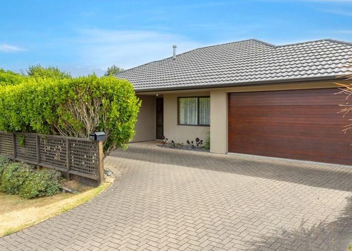  at 2/82 Taupo View Road, Taupo