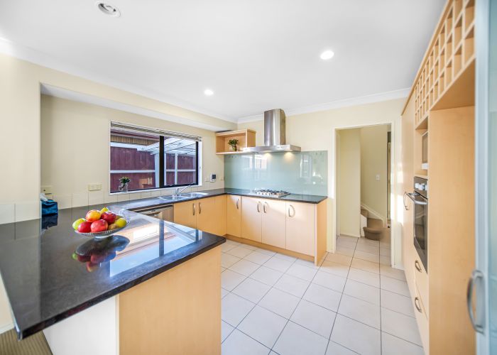  at 36 Baverstock Road, Flat Bush, Auckland
