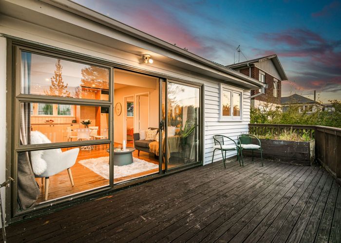  at 1/637 Swanson Rd, Swanson, Waitakere