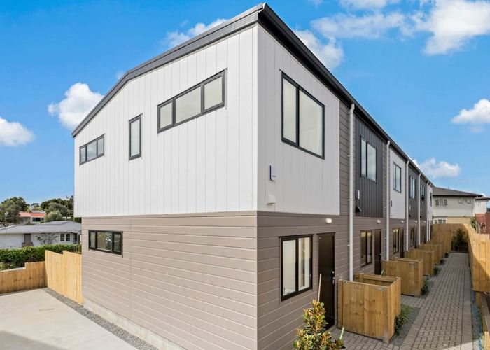  at 5/40 Saint Leonards Road, Kelston, Auckland