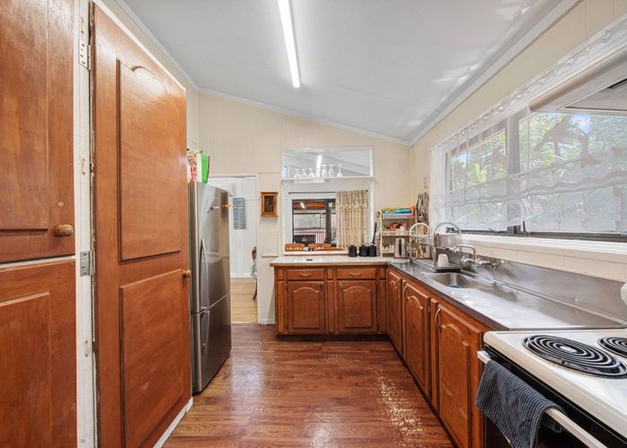  at 31 Collett Road, Otara, Manukau City, Auckland