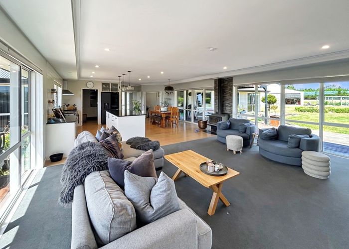  at 1 Tupelo Place, Swannanoa, Rangiora