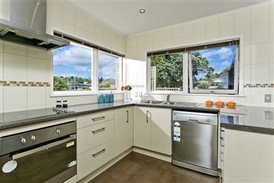  at 14A Kapiti Place, Sunnynook, North Shore City, Auckland