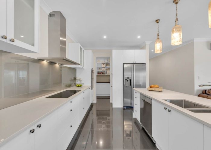  at 6 Weatherly Drive, Beachlands, Auckland