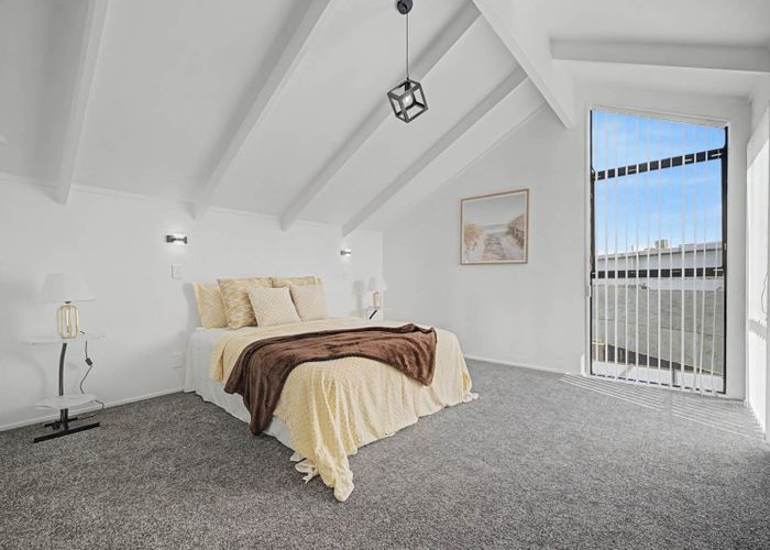  at 6 Albert Road, Manukau, Manukau City, Auckland