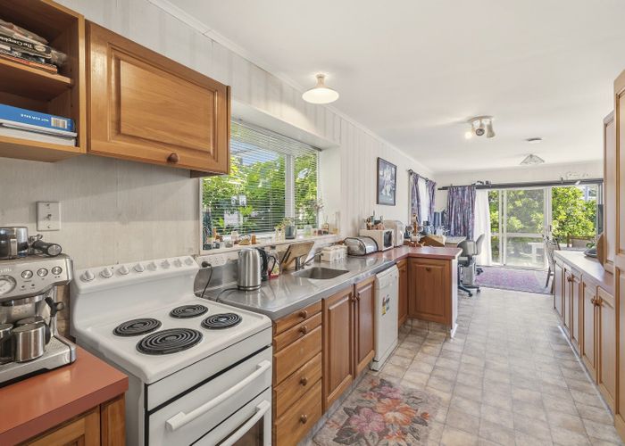  at 6 Crombie Street, Bellevue, Tauranga, Bay Of Plenty