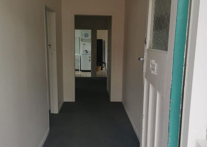  at 7 Moir Street, Mount Victoria, Wellington